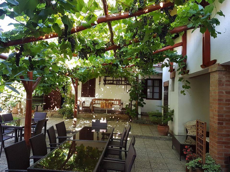 Polgar Panzio Bed and Breakfast Villány Εξωτερικό φωτογραφία